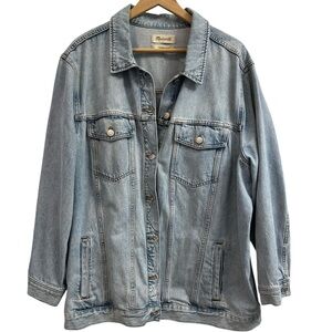 🧢 Denim Trucker Jacket by Madewell - Light Blue
